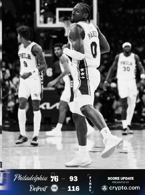 看了第二节，恩比德不在，马克西因为身材问题遭遇包夹出球确实比较困难，看一下马克西