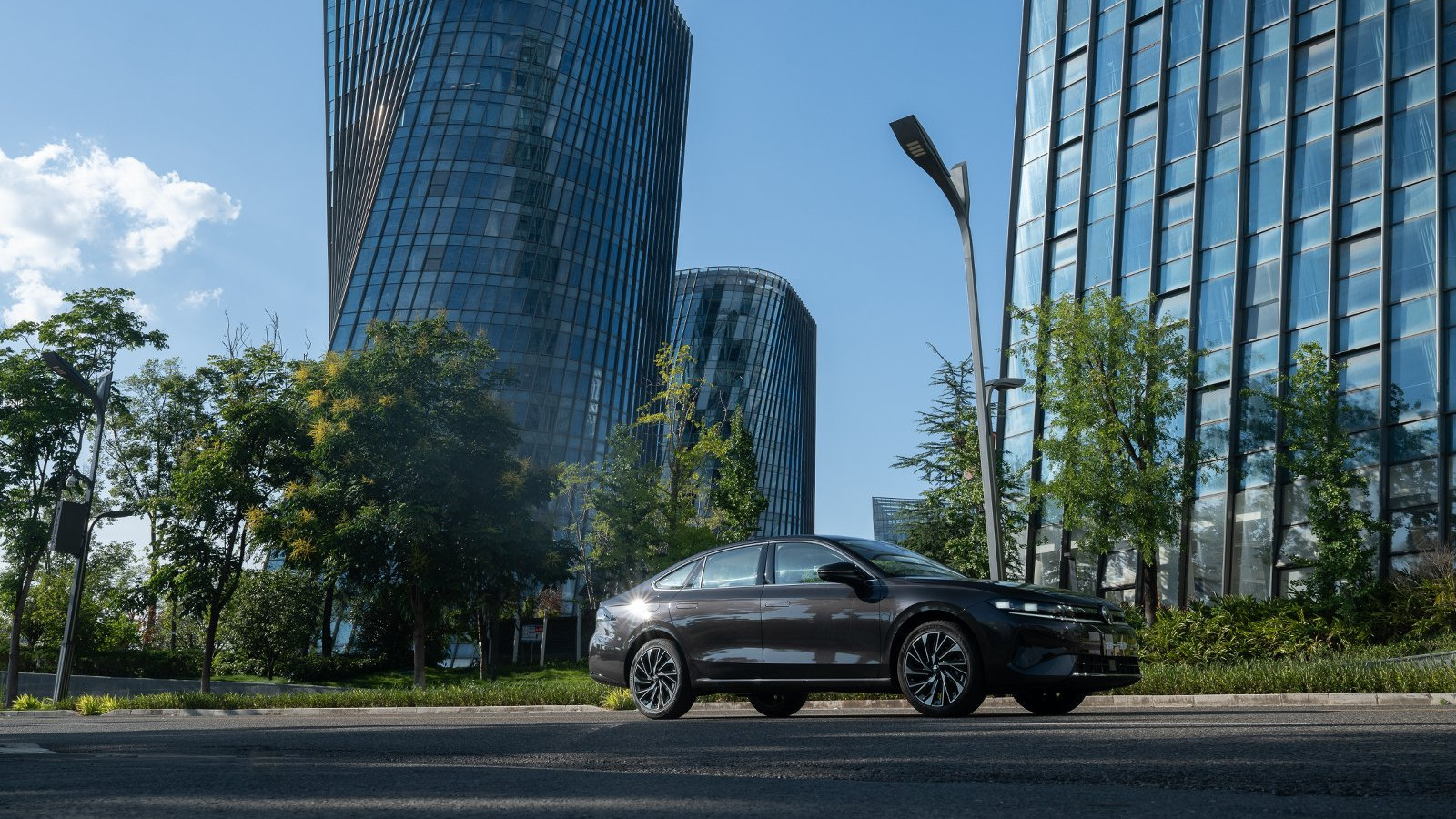 35年“变与不变”的底层逻辑，一汽-大众用“品质严选”穿越周期