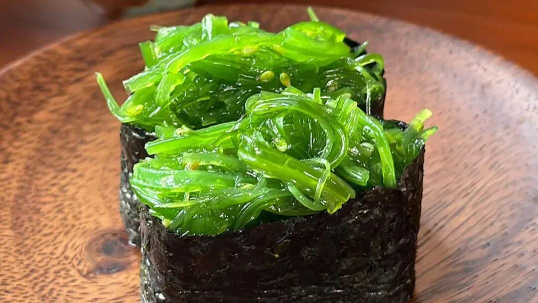 寿司里的海草，原来是这么来的，网友：连草都算不上