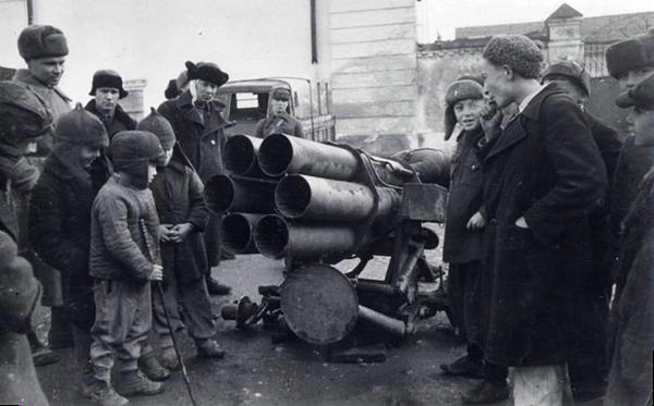 奥尔忠尼启泽战利品展览上的德国六管火箭炮