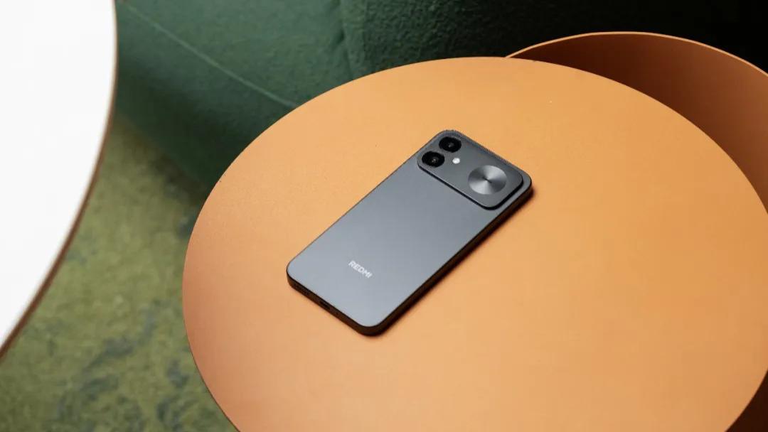 REDMI K100 体验：懂取舍，更务实