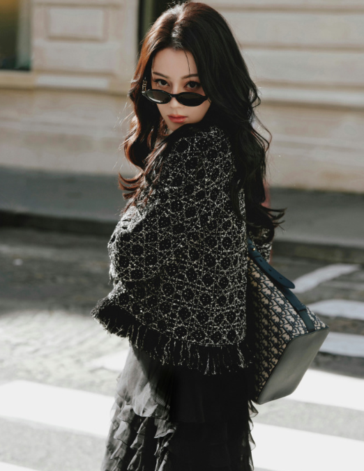 能遇见你是神明赐我的糖，世界的善意是晚来的温柔和干净的你