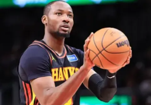 NBA季后赛东部首轮G6老鹰（2）89-140（4）不敌尼克斯，止步首轮。
本场