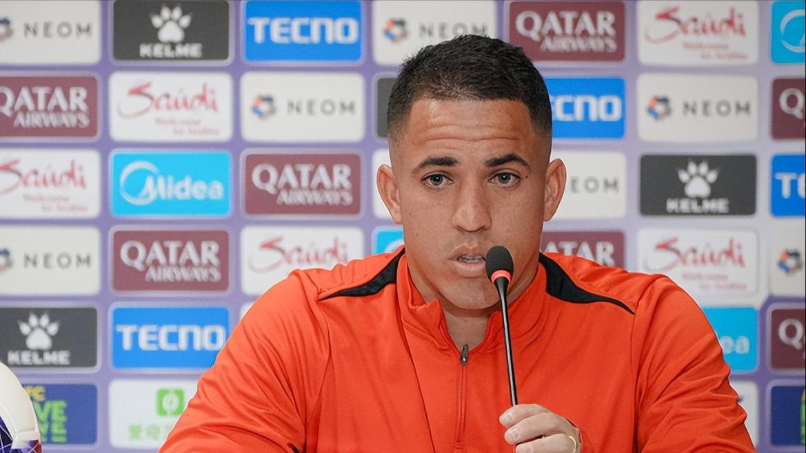 成都蓉城VS武里南联首发：罗慕洛领衔蓉城3外援，新援韦林顿出战