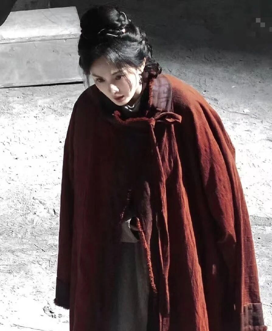 女演员的气质很重要！杨幂穿粗布衣演婢女 不像装的

杨幂即便穿粗布麻衣，骨子里的