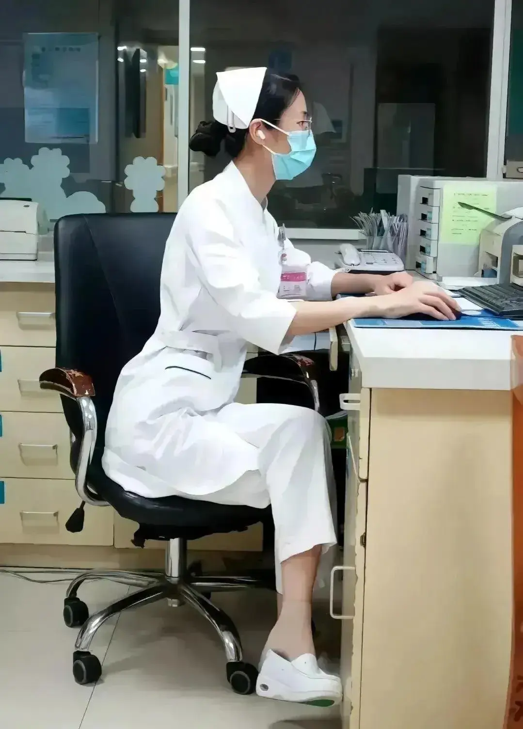 两者谁的等级更高？ 哪个级别高呢？
