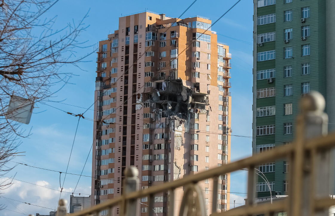 2022年2月26日，乌克兰基辅被俄军炮击损毁的住宅。