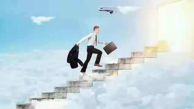 人生上坡路的三重修炼：话越来越贵，耳越来越明，心越来越顺