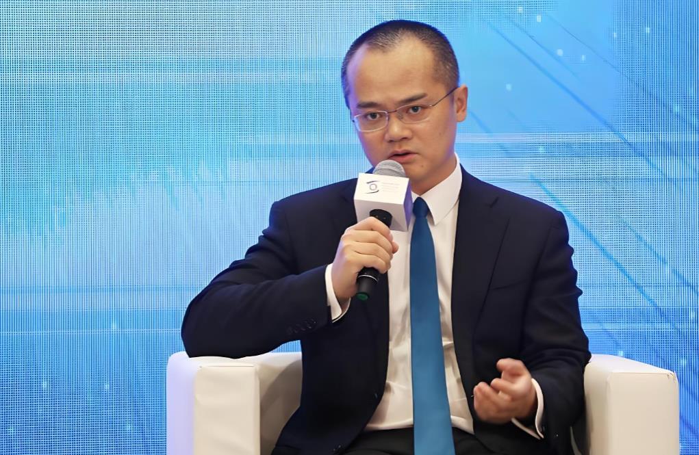 美团CEO王兴，华为不是什么真正高科技，与东南大学刘亚东院长的华为不是高科技公司