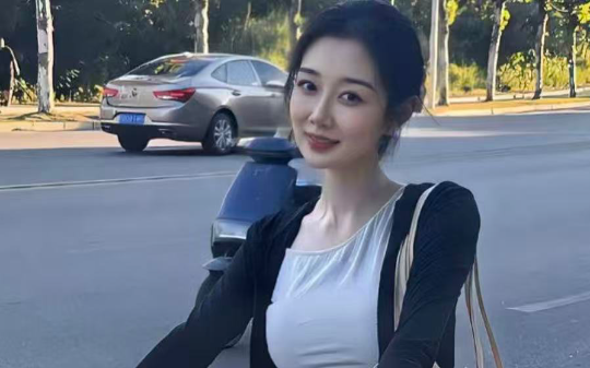 只因怀疑男友出轨，恋爱脑女孩贷款200余万转给所谓大师占卜男友是否背叛