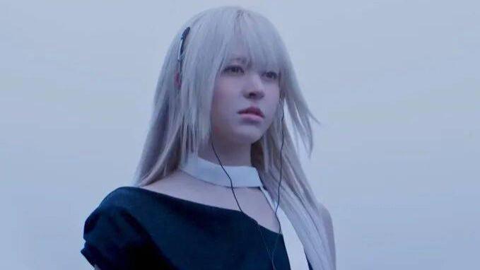 最近，NMIXX成员Lily就用一项“前所未闻”的成就，让不少网友直呼“这天赋太疯狂了”