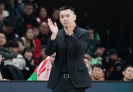 辽宁队换帅如换刀，新帅乌戈首秀直接上演52分大胜！这剧本谁敢信？更离谱的是，全队