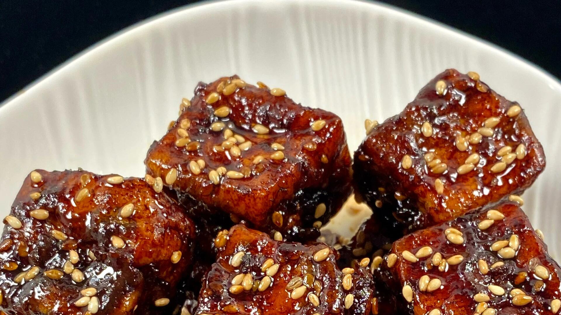 照烧豆腐这样做外酥里嫩，咸香入味