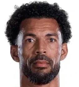 现在看来，佛得角真是生不逢时啊，佛得角小组赛第一轮碰上的是西班牙队，佛得角0-0