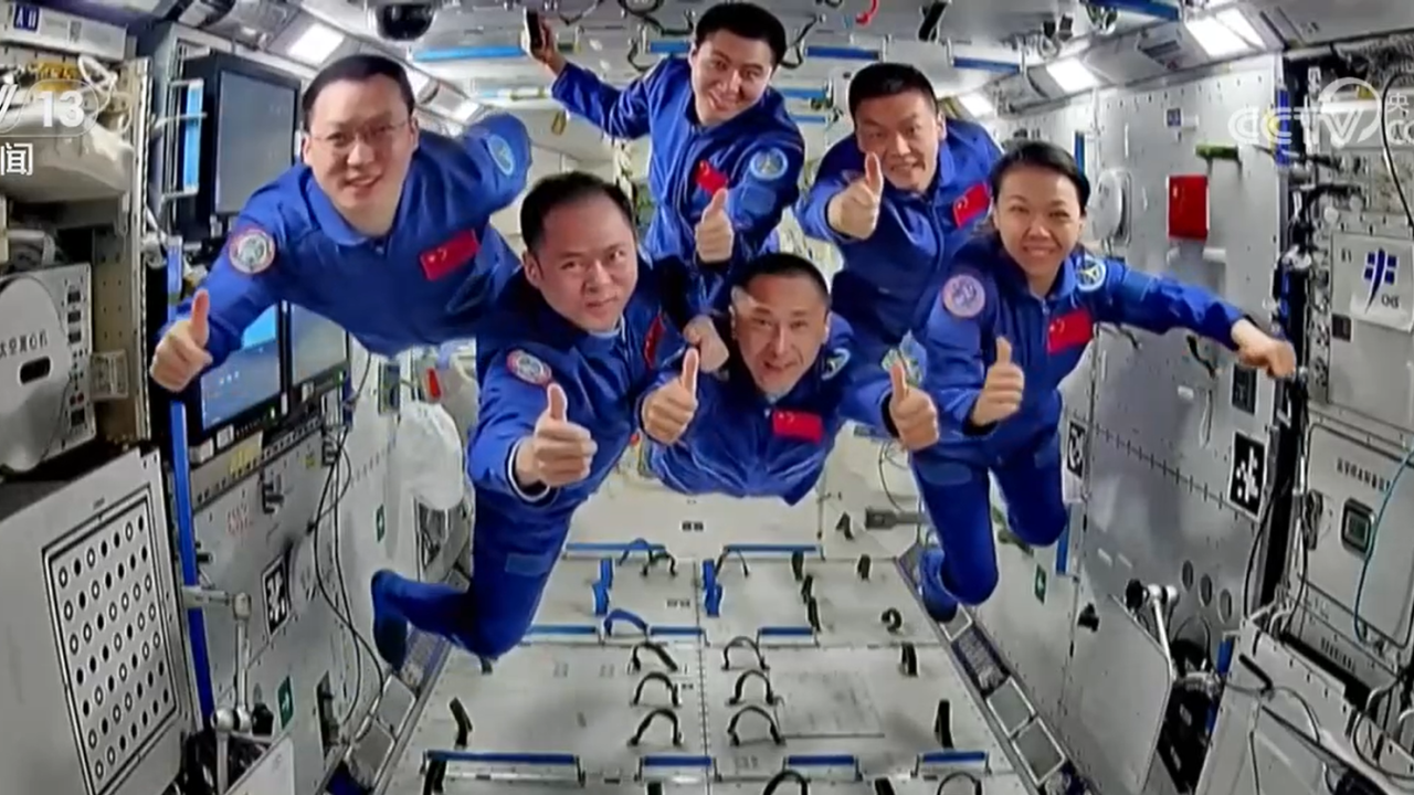 香港向国家提2请求，黎家盈开讲天宫课堂或先实现，会全粤语吗？港产航天员太空开讲？香港学生即将天地对话