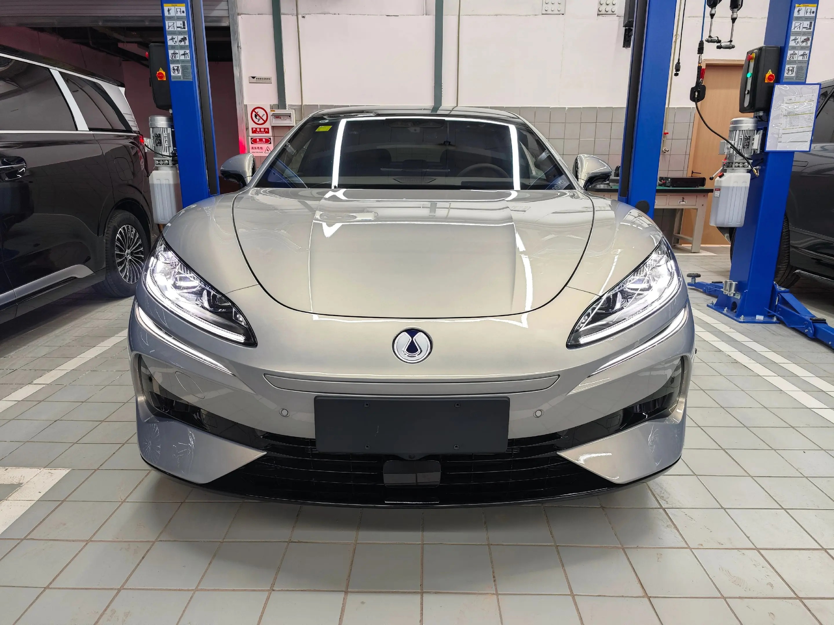 身边不少朋友都选了它家的车，混动和纯电都有，大家聊得最多的就是日常用起来省心，油