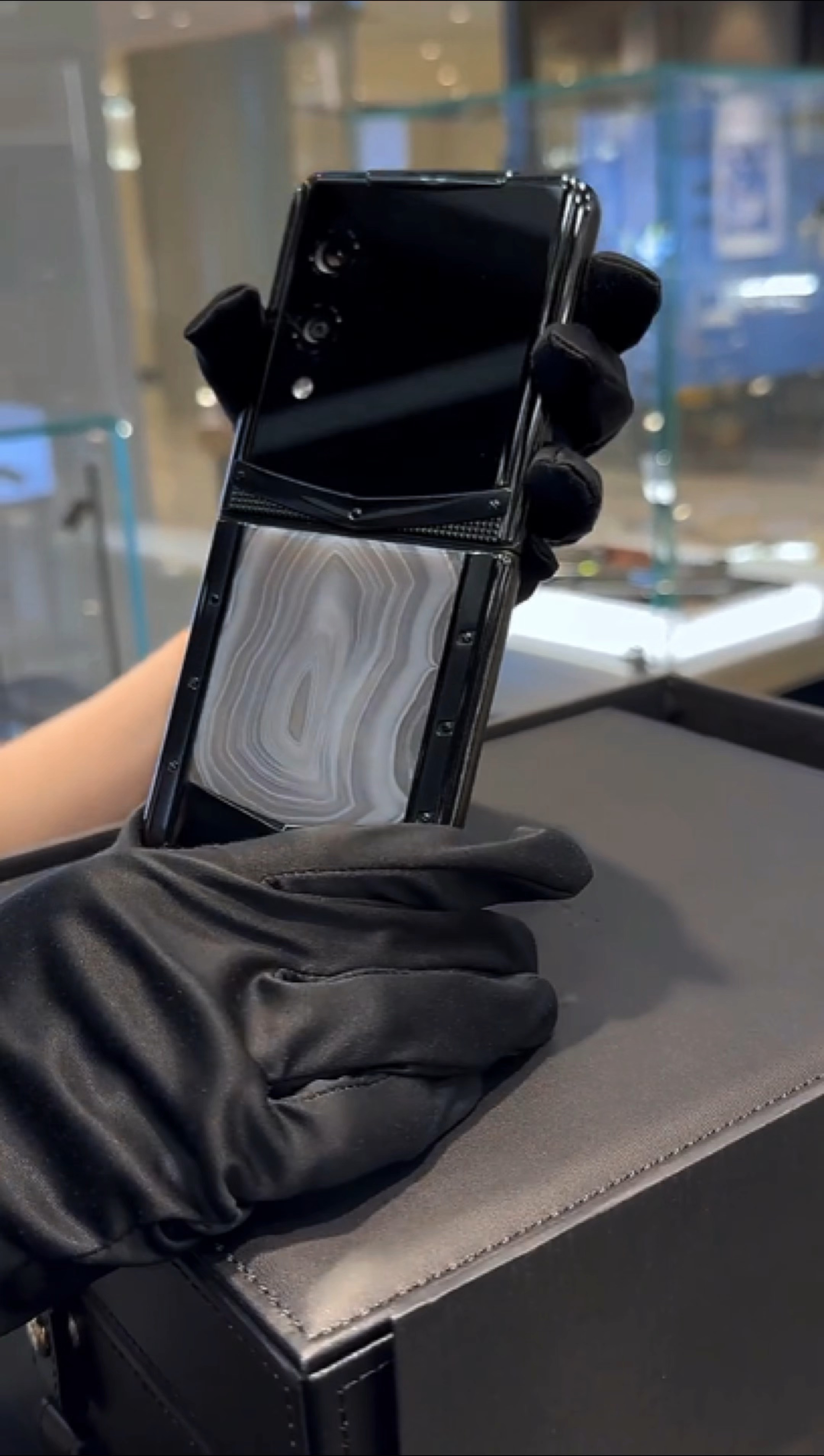 量子手机与传统手机对比