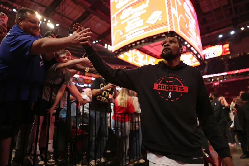 火箭季后赛基本止步二轮了

按照现在火箭的状态后面几场应该没问题，大概率第四，虽