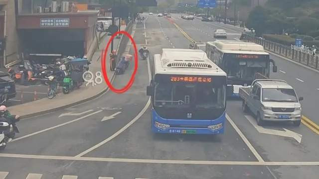 一个送餐路上的“放心不下”，挽救了647户家庭的平安