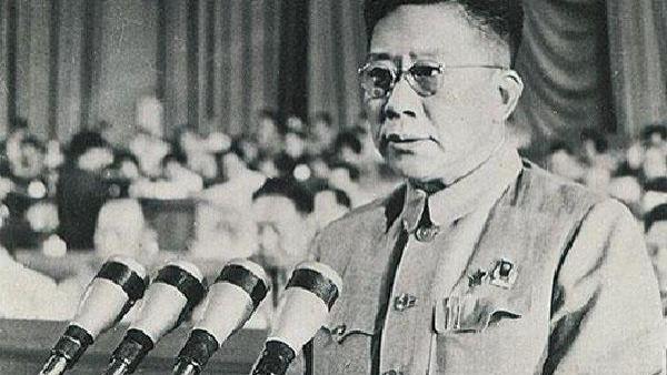 【陆定一】红军“万里长征”这个特定用语，是他创造、以朱德名义首发
