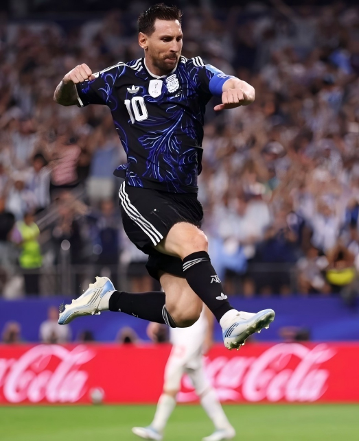 北京时间6月28日上午，2026美加墨世界杯J组末轮在美国达拉斯体育场打响。已提