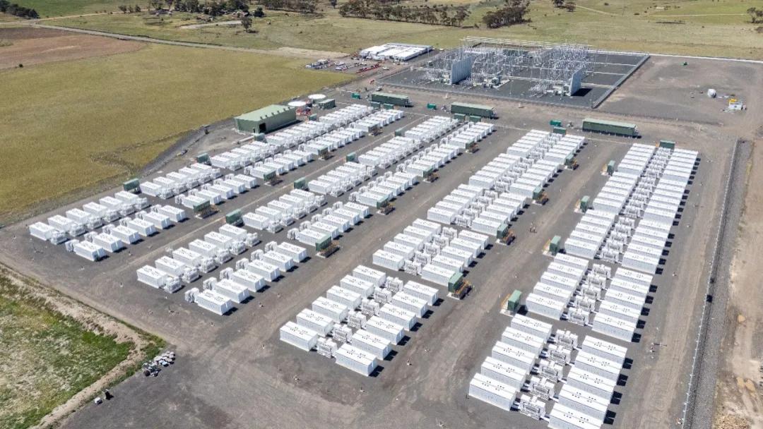 美国电池储能本土化取得重大突破：已实现100%国内供应