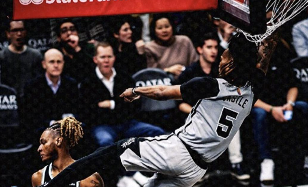 2月27日，NBA常规赛继续开打，马刺客场挑战篮网。最终经过四节较量，马刺126