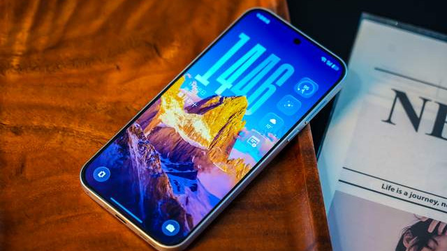 考斯的新年私藏清单：为什么一加Turbo 6是最不挑人的年货选择？