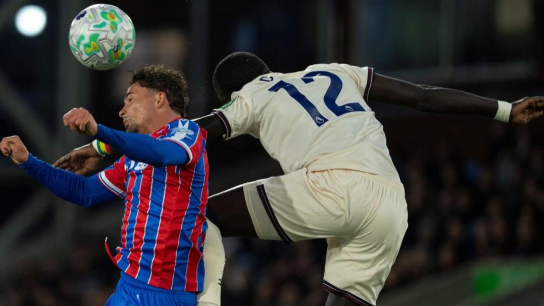 足坛一夜动态：吉达国民挺进亚冠决赛，水晶宫掉链子，佛罗伦萨丢分，亚马尔获大奖