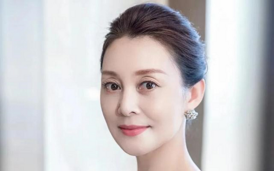 丈母娘四十万养老钱丢了，她冤枉我偷她银行卡要我赔钱，我打算报警，她却慌了：千万不可以…