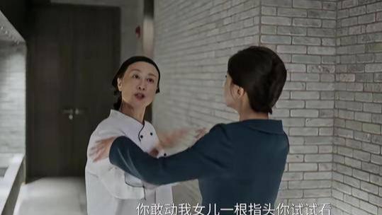 钟汉良曝《蜜语纪》爆红，剧组请朱珠参加庆功宴被拒，原因超好笑