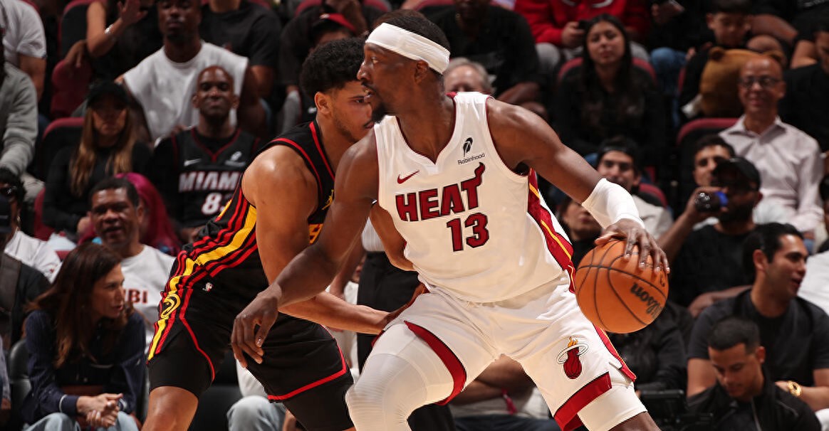 这格林，把卡子锁死了，牛逼，这铁牛关键时刻的防守是真的牛逼，这样对比下来，其实嘴