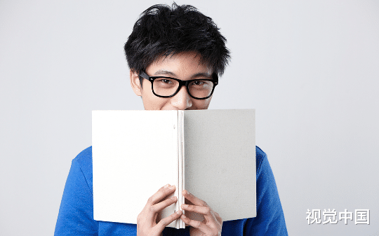 基层干部熬夜三个月做的产业规划，被上级领导在会上当众贬为“学生作业”，项目面临被毙。