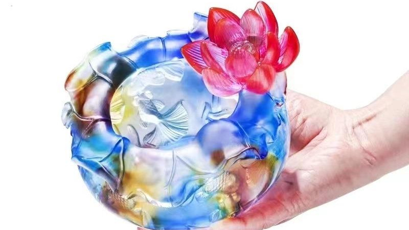 古法琉璃荷塘月色聚宝盆：器载清韵，盆聚吉福