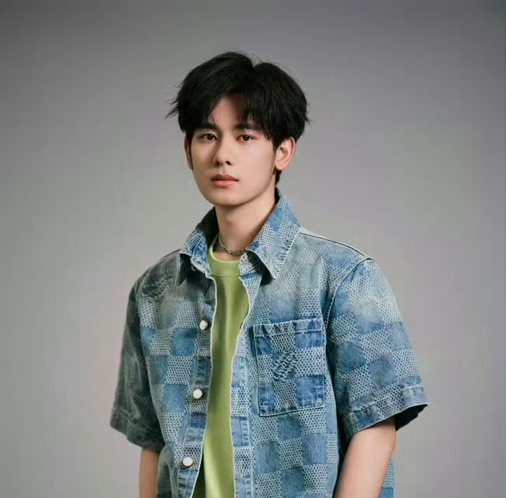 胡先煦这次不是因为他的新综艺要开播了，而是他的隐藏惊喜被发现了！

原本是胡先煦