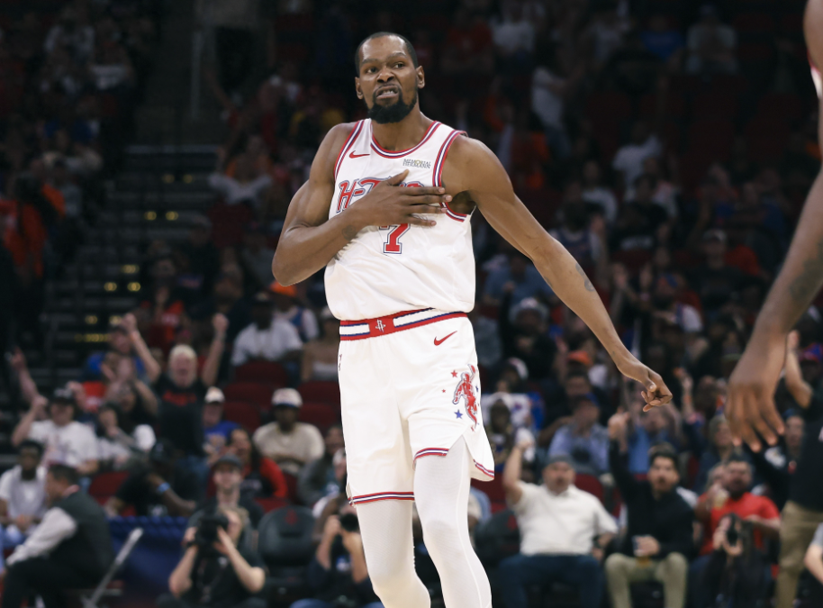 所以老杜有可能一阵了？

要是东契奇真的伤了可能赛季评奖都没了，最佳阵容可能也没