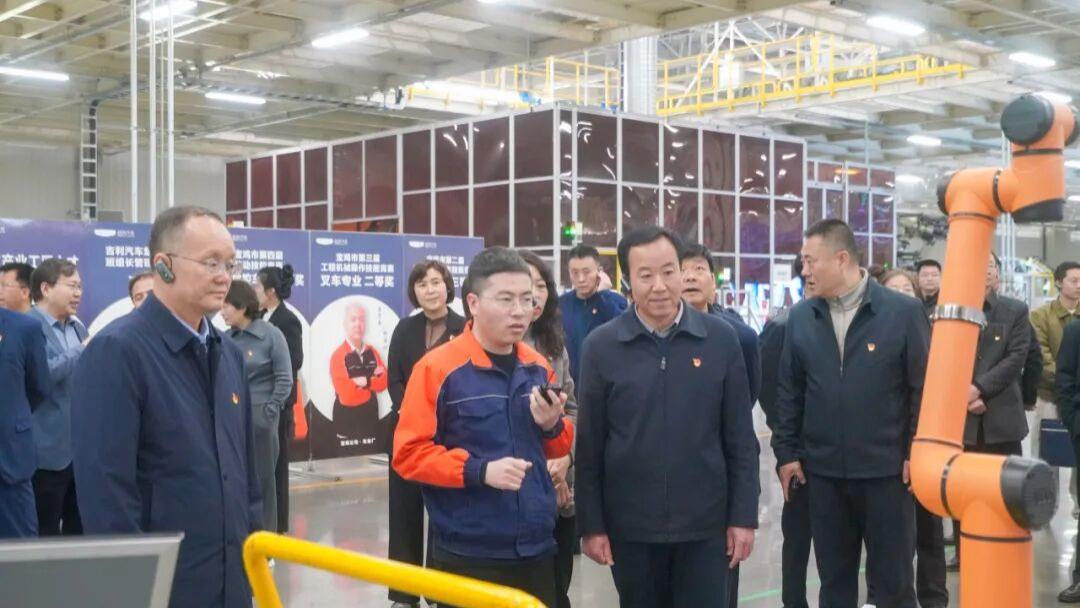 宝鸡职院党委理论学习中心组举行现场学习（扩大）会