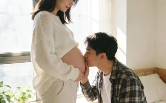 岳母嫌彩礼少，绝食逼她女儿打掉孩子和我分手，1年后，前女友车祸切除输卵管，她在我家门口哭着认错