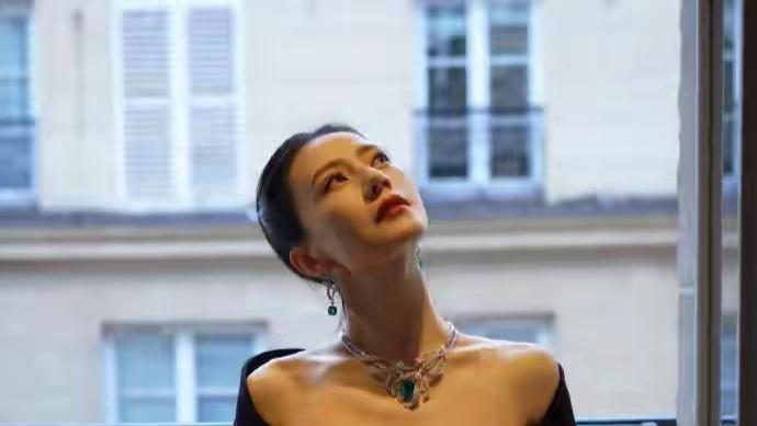 高圆圆的身材颜值：岁月沉淀的东方优雅范本。