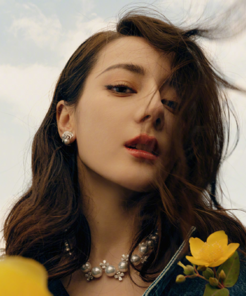 希望所以的烦恼都离屏幕前这个小女孩远多