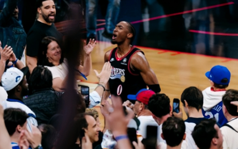 马克西31分，76人轻取魔术晋级季后赛。NBA附加赛，7-8名的晋级赛，恩比德虽