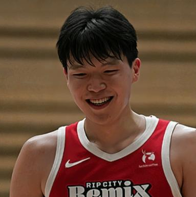 杨瀚森：喷我的人多了，你们算老几呀？杨瀚森在参加一档节目时谈到了自己遭受的舆论压