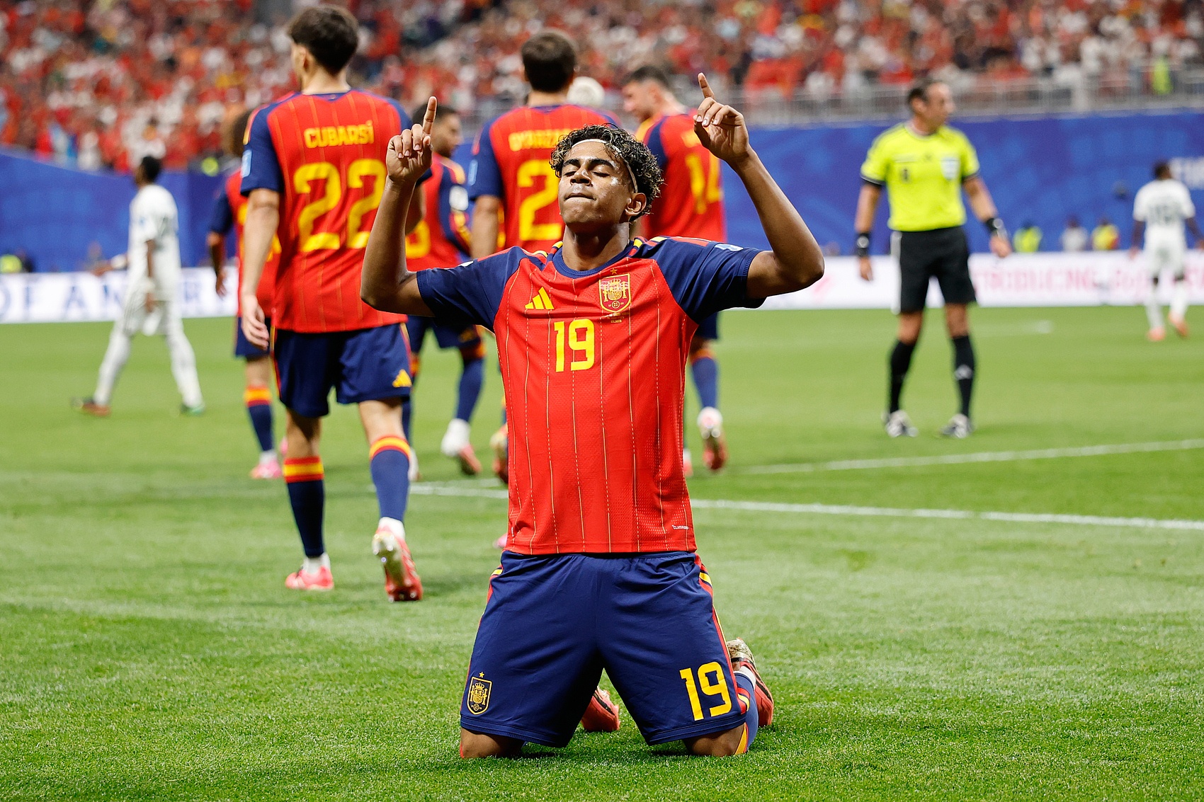 🇪🇸西班牙4-0沙特，不得不承认的3个事实！
1.白天日本踢了个4:0，晚上