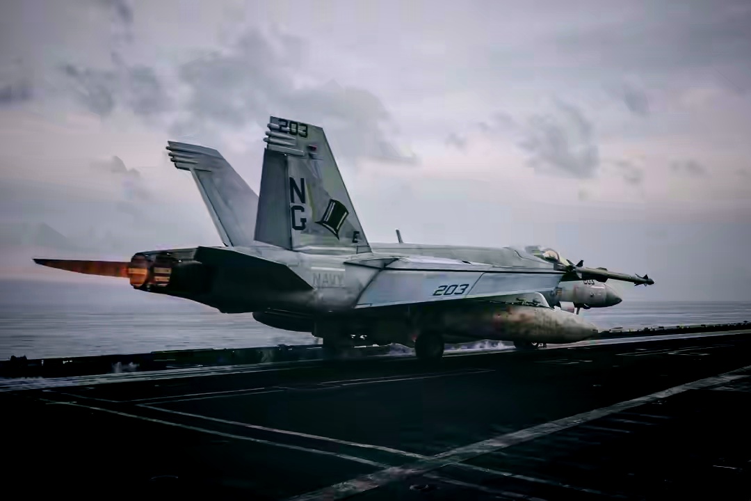 “林肯”号航母在中东被伊朗导弹撵着跑？美军自己都承认了

美军中央司令部25日放