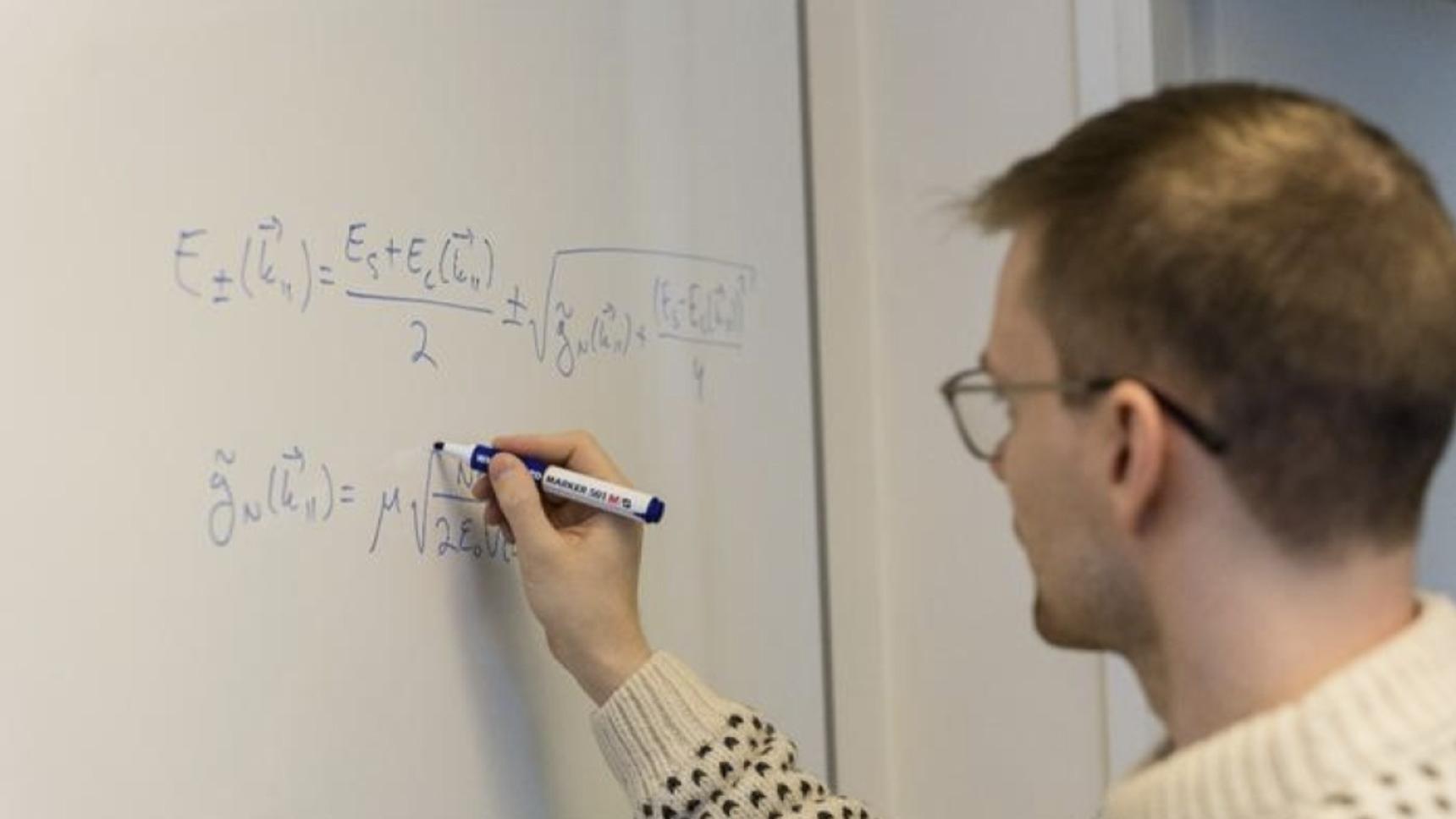 下一代OLED依赖于精细调谐的微腔技术