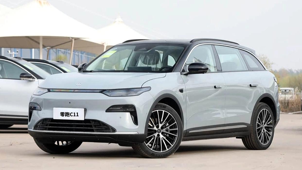 2026款零跑C11对比同级车，在配置、用料和性价比上都有明显优势