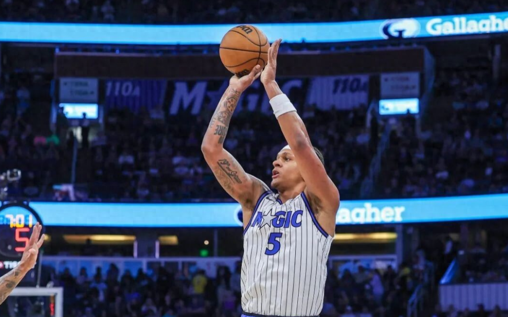 3月12日，NBA常规赛继续开打，魔术坐镇主场迎战骑士。最终经过四节较量，魔术1