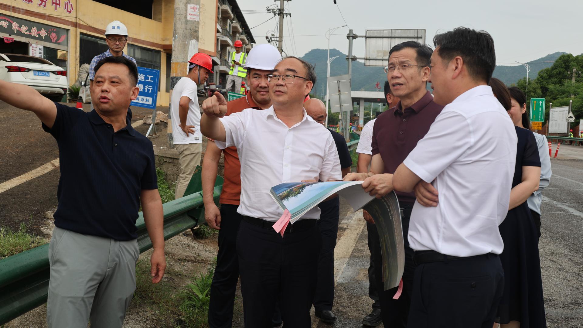 杨波调研龙港镇红色资源保护和活化利用工作