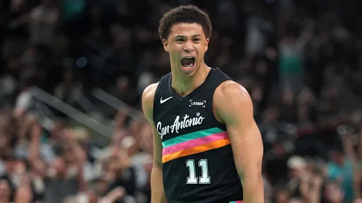 NBA常规赛马刺以112-101战胜开拓者

本场比赛，马刺球员卡特-布莱恩特全