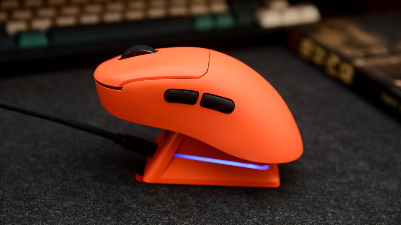 非对称中小鼠的不二之选，雷柏VT3s、P5 PLUS焰影橙电竞套装体验